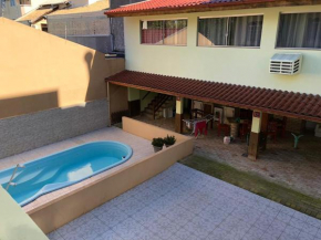 Casa com piscina e vista para o MAR